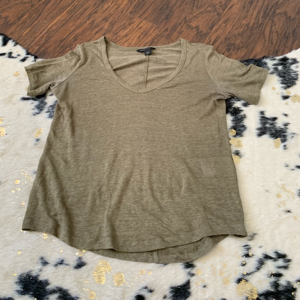 Banana Republic Linen Basic Tee